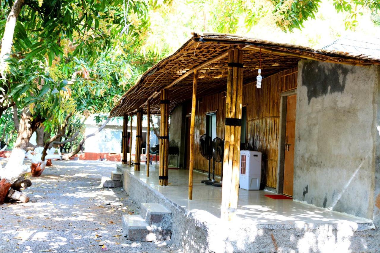 The Wilds Villa Gir Jungle Stay With Swimming Pool Sasan Gir Exterior photo
